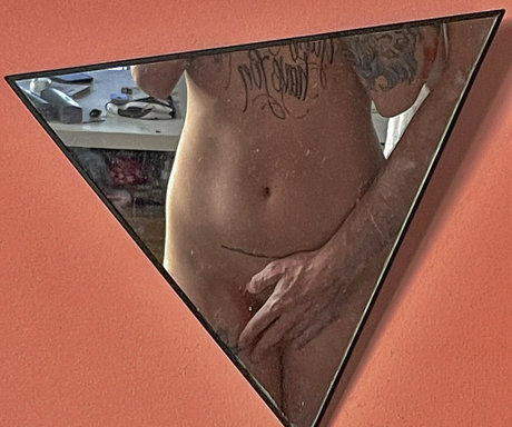 Zeynep Renda naked pornstar pics