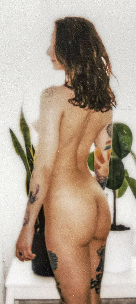 Zeynep Renda beautiful star photo