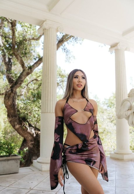 Elizaachar model pornographic gallery