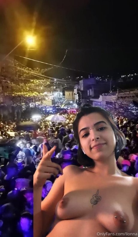 glrmmro model perfect photos