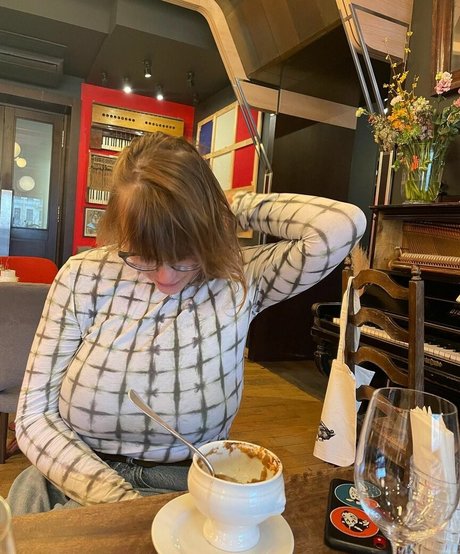 Veronika Ivanova beautiful model images