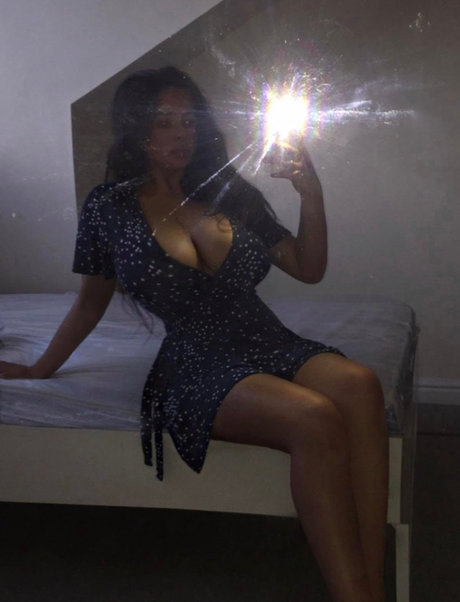 Simone Goodall star xxx photo