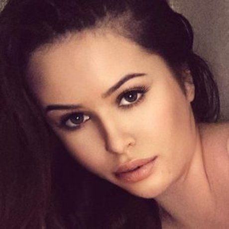 Simone Goodall star high quality image