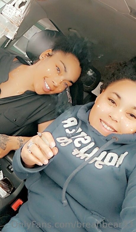 breahbear33 top model photos