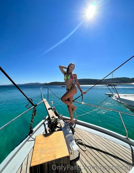 psycnicall pretty actress image