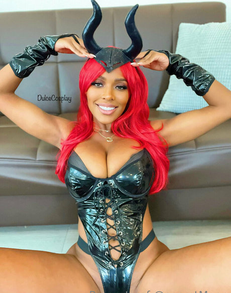 dulcecosplay nude star pics