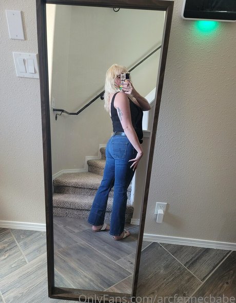 arcfennecbabe sex model img