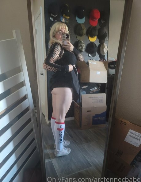 arcfennecbabe naked star pic