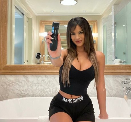 Briannagova erotic star photos