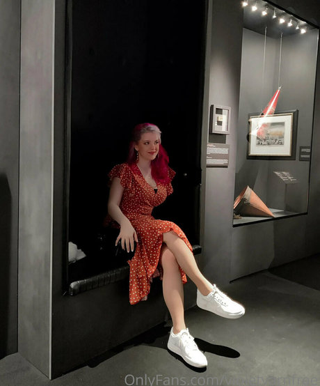 violetvarnfree pornstar hot photo