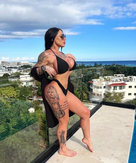 Vanessa bootybuilder sexy model image