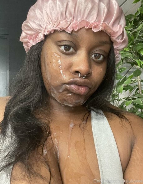 itsjuicytee nudes pornstar image