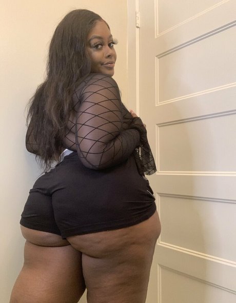 itsjuicytee free pornstar pic