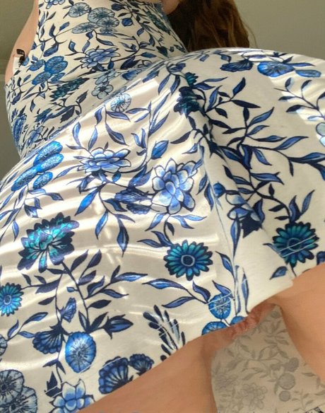 oheytherehello pornographic model img