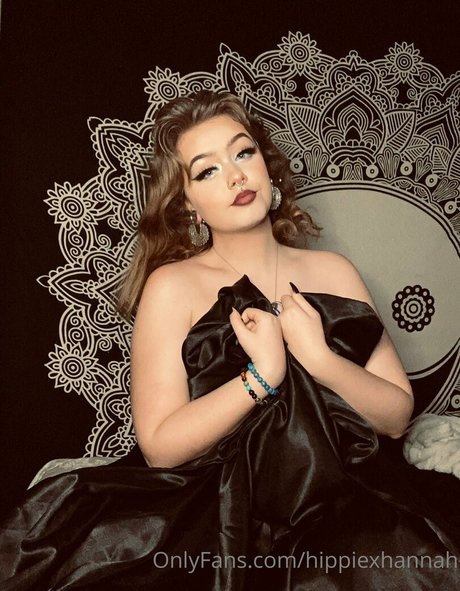 Piercednoodle model xxx img