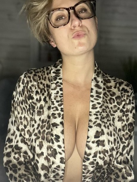 Brandy Canaday model hot pics