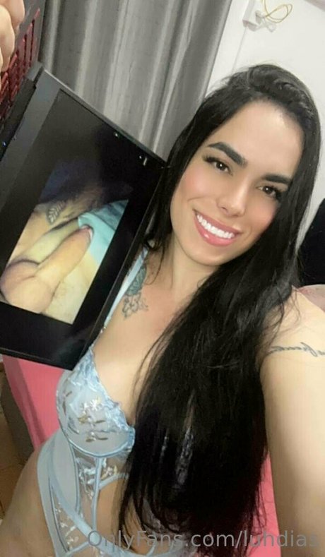 luhdias model nude image