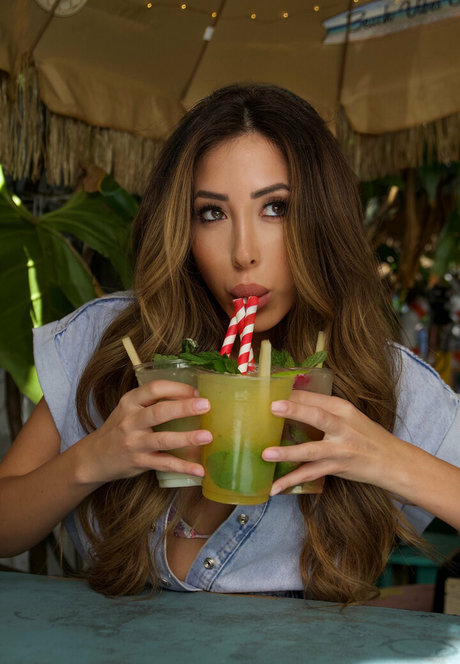 cocktailratings xxx model image