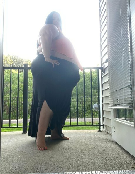 ssbbwladyjiggles pornstar nice pic