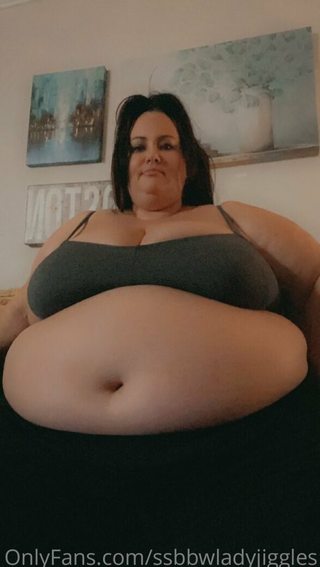 ssbbwladyjiggles exclusive star image