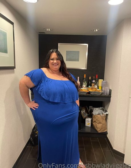 ssbbwladyjiggles model sex archive