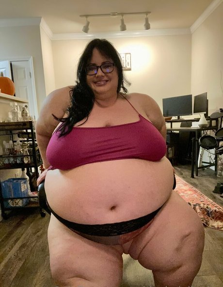 ssbbwladyjiggles model xxx images