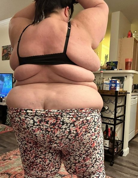 ssbbwladyjiggles hd star gallery