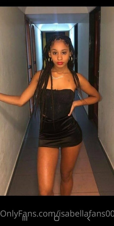 isabellafans00 star nude photos