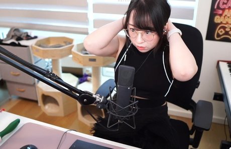 lolnatsumiii adult actress photo