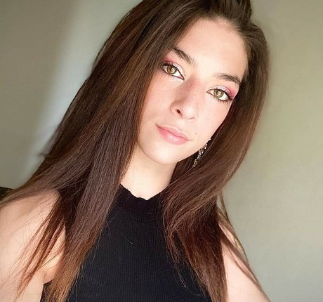 Fantasy Layla star free picture