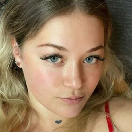 lexiparisofficial naked pornstar galleries