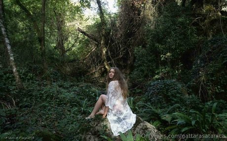 gattarasatanica nude model image