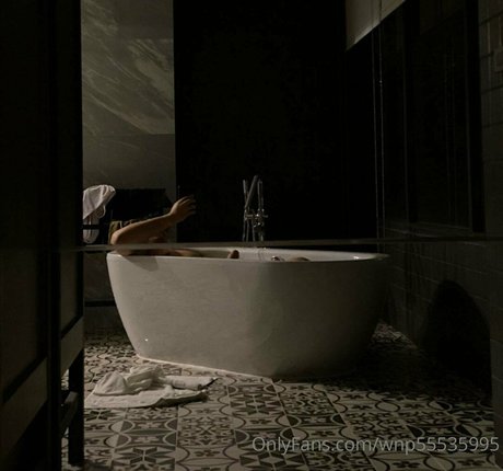 wnp55535995 pornstar exclusive pics