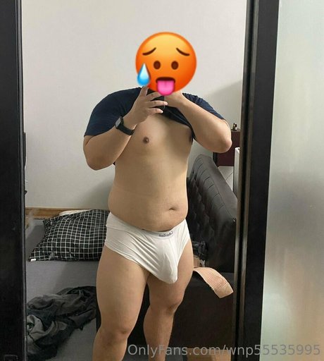 wnp55535995 hot star picture