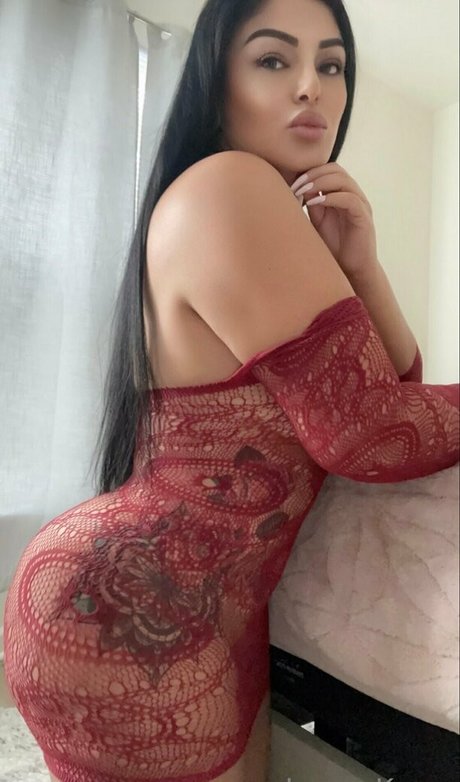 thick jennakumz art model picture