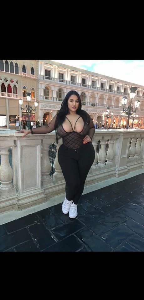 realdiamonddoll hot actress images