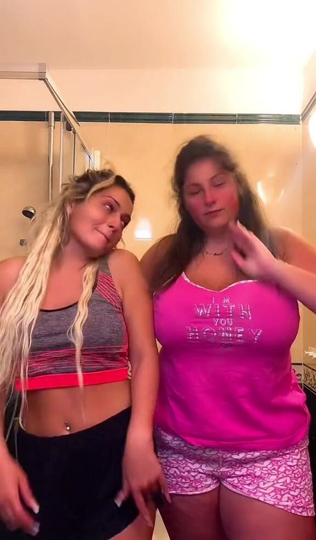 Jolanda Tummolillo pornstar hd gallery