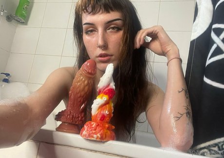 spacey alien model sexy gallery