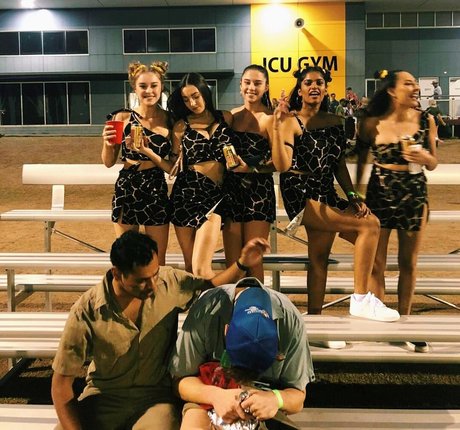 Molly Shield art model img