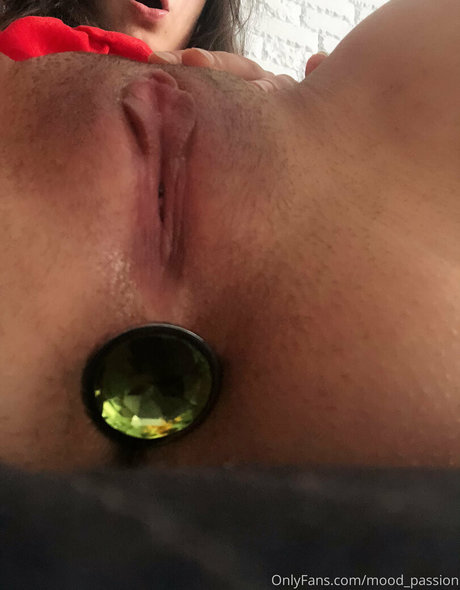 mood passion pornstar high quality images