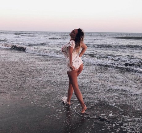 Acronopia adult actress gallery