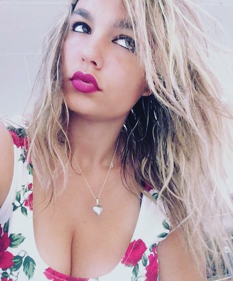 Acronopia hd actress pic