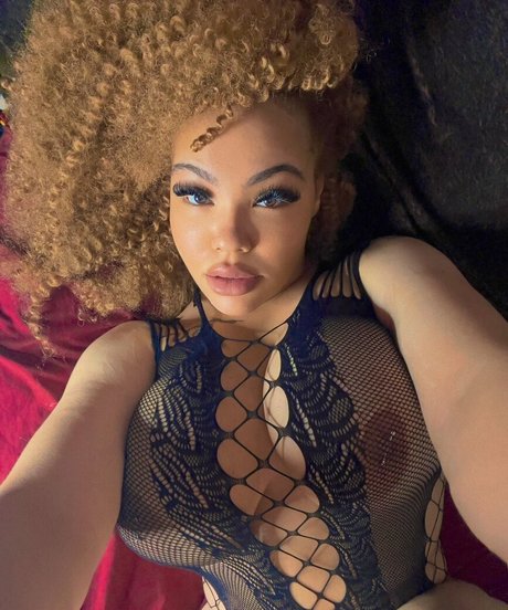 Teeee beautiful star gallery