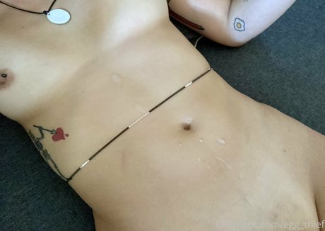 egg thief sexy pornstar pic