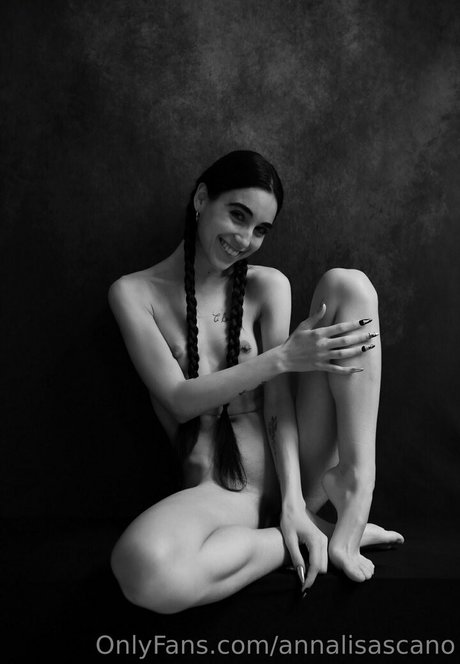 Annalisascano nude pornstar image