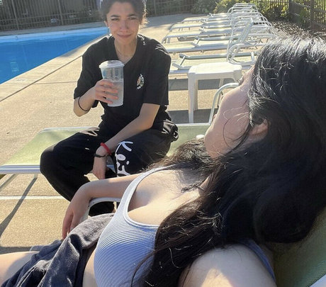 Jennmelon nice pornstar pics