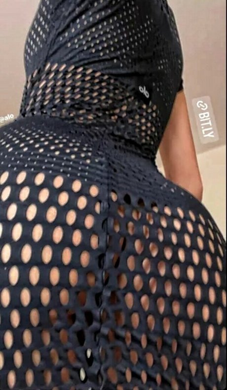 Justine Mae Biticon model naked image