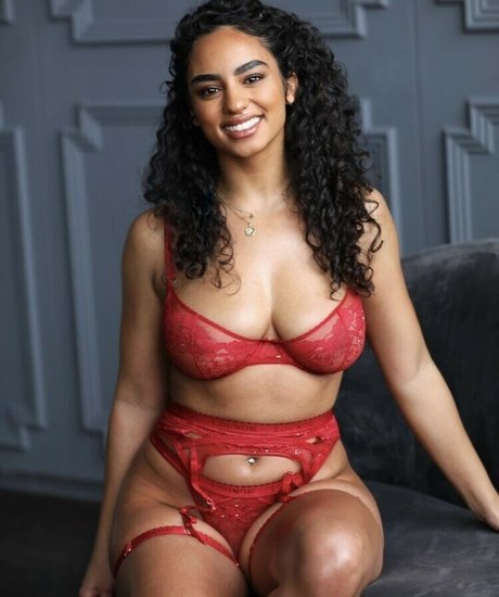 Erikahmarie pretty pornstar picture