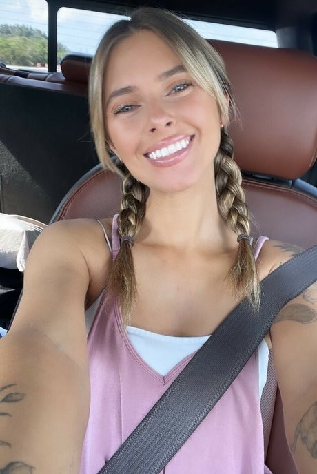 thatpineapplegirl beautiful actress pics