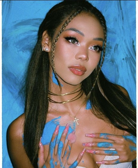 Stephanie Hikaru pornstar beautiful pictures